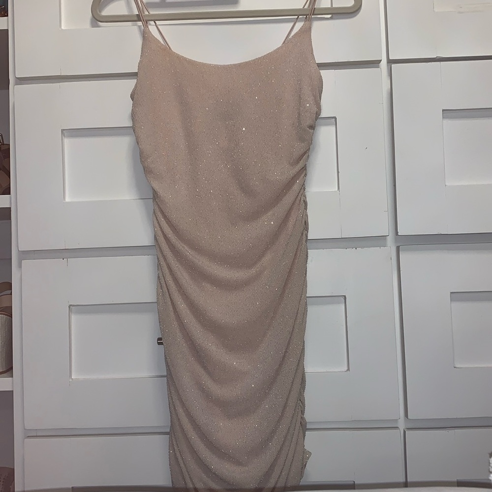 B. Darlin Junior Pink Sz 3/4 Dress